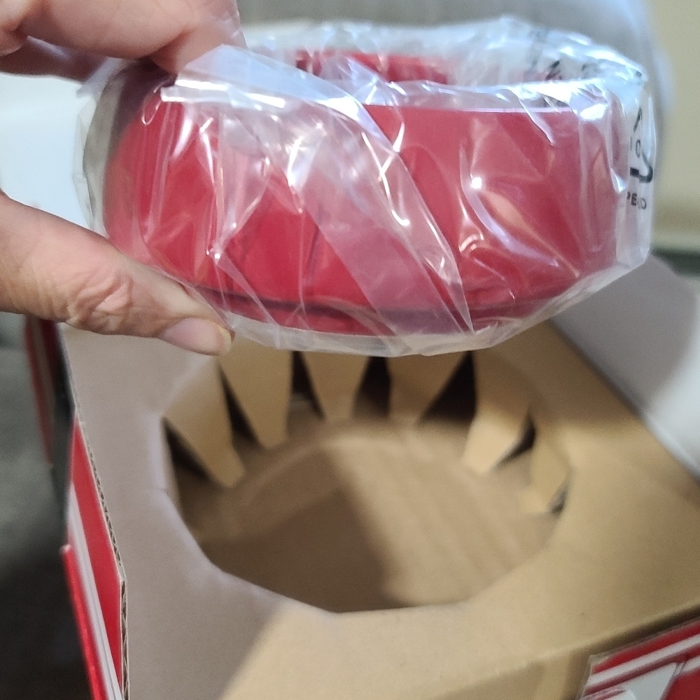Wisconsin Badgers Scentsy College collection full size wax warmer - Picture 7 of 14